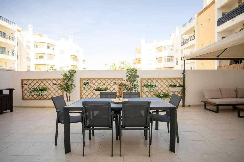 Modern 3Br Apt W/ Lg Terrace, Bbq, Ac & Parking ตาวิรา ภายนอก รูปภาพ