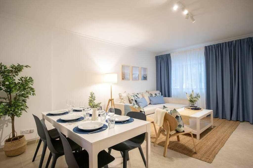 Modern 3Br Apt W/ Lg Terrace, Bbq, Ac & Parking ตาวิรา ภายนอก รูปภาพ