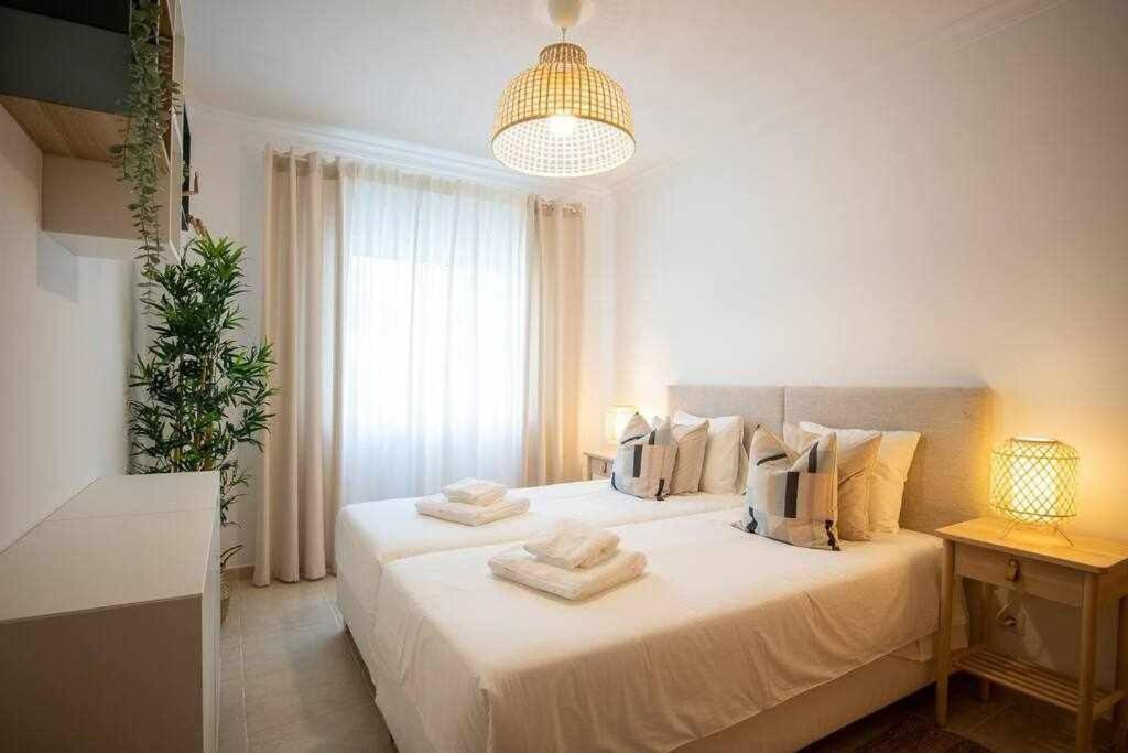 Modern 3Br Apt W/ Lg Terrace, Bbq, Ac & Parking ตาวิรา ภายนอก รูปภาพ